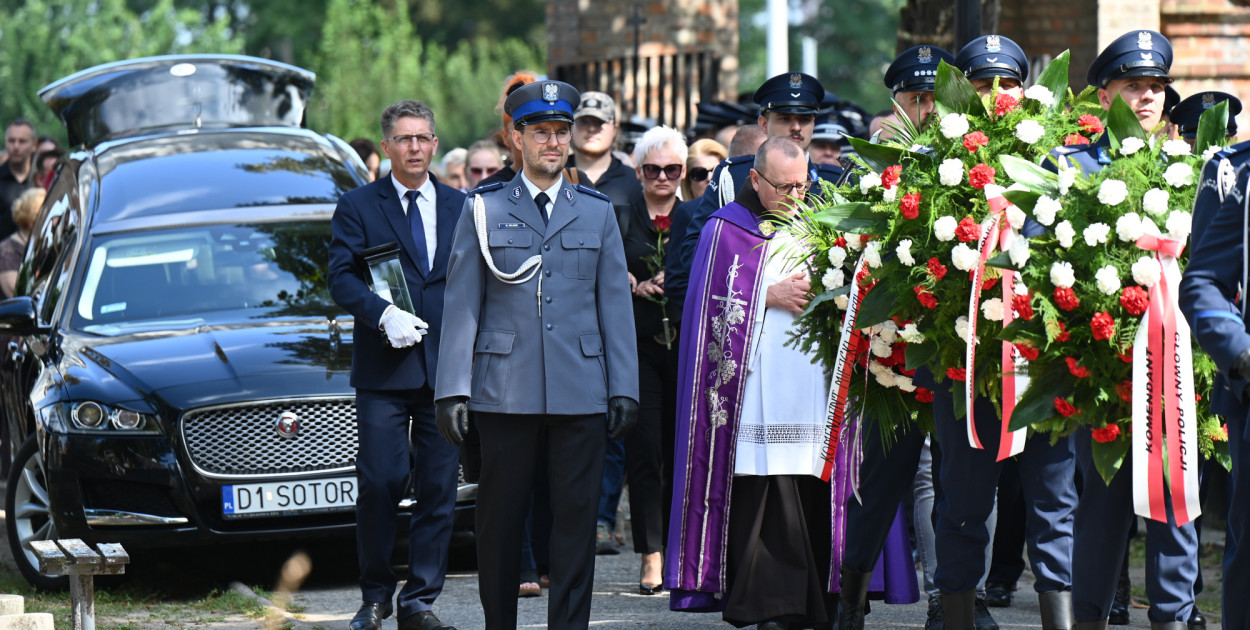 Pogrzeb Mariusza Wajnerta - policjanta z KMP Toruń