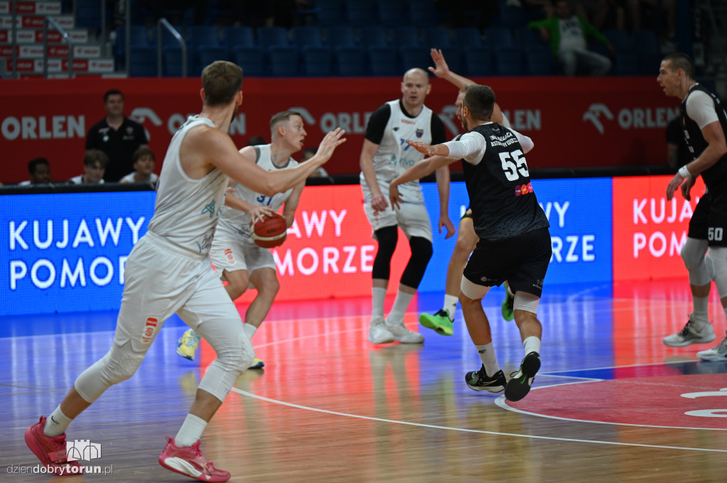 Puchar Marszałka: Twarde Pierniki vs. Astoria Bydgoszcz