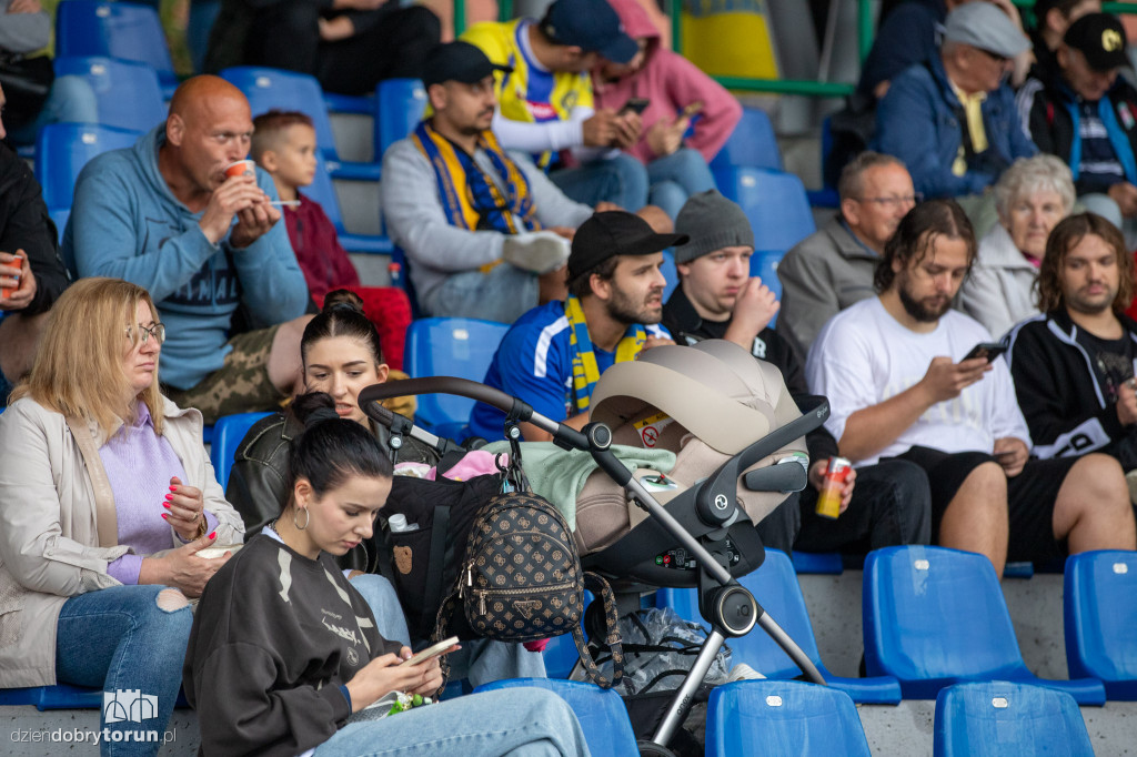 Elana Toruń 3 : 2 Morski Klub Sportowy Flota