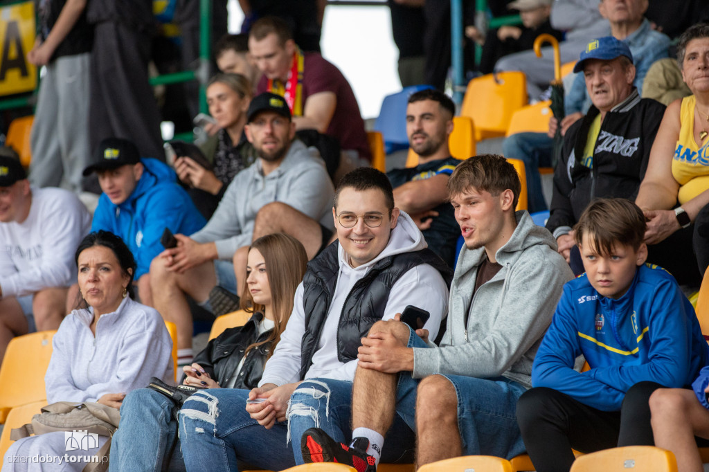 Elana Toruń 3 : 2 Morski Klub Sportowy Flota
