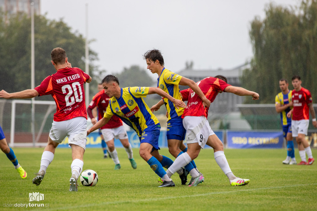Elana Toruń 3 : 2 Morski Klub Sportowy Flota