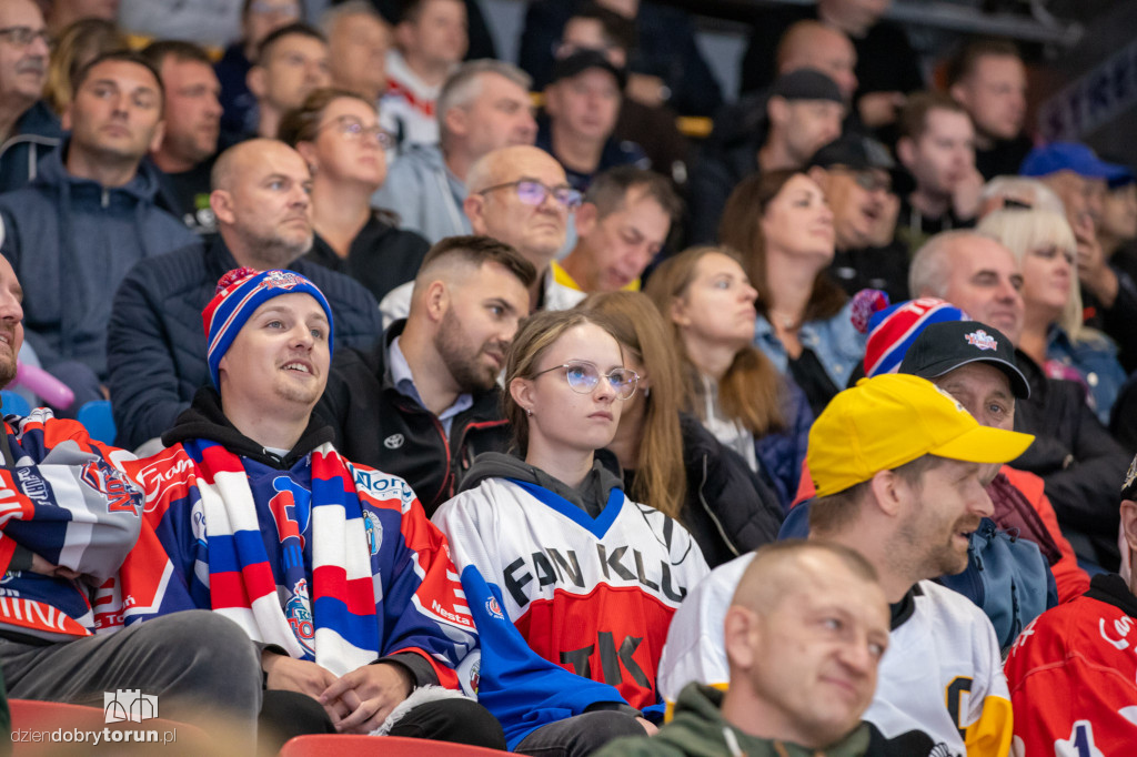 KH Energa Toruń : Comarch Cracovia: 8:3