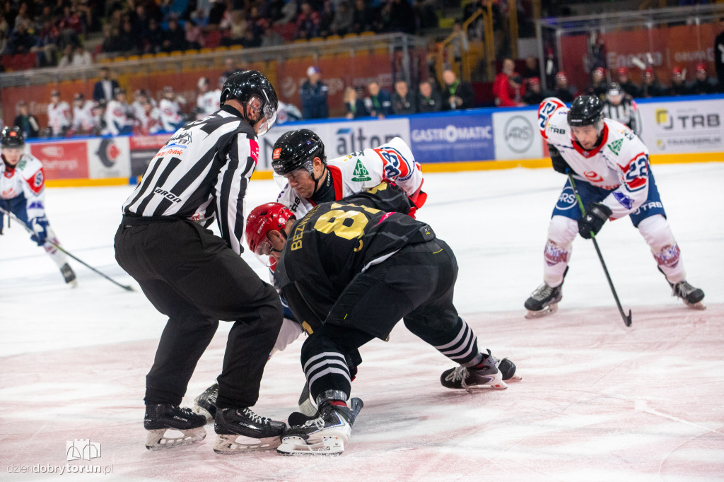 KH Energa Toruń : Comarch Cracovia: 8:3