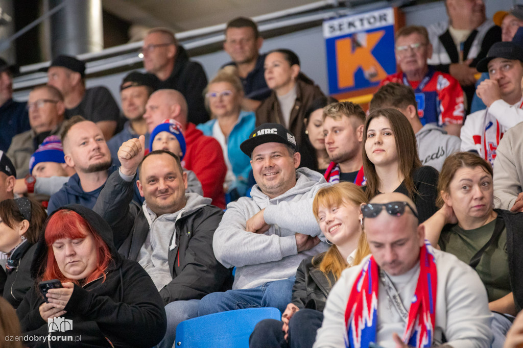 KH Energa Toruń : Comarch Cracovia: 8:3