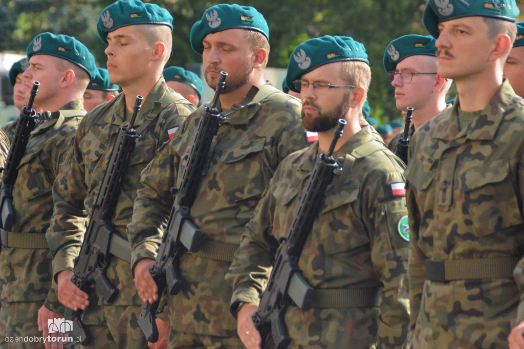 Uroczysta Przysięga Wojskowa w Toruniu