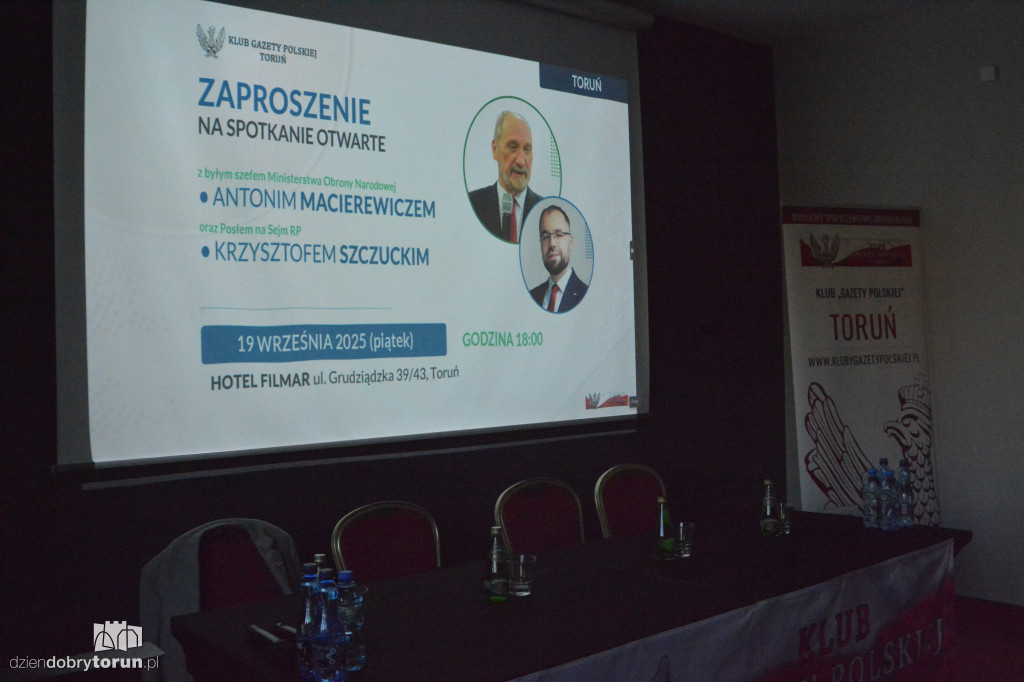 Krzysztof Szczucki na spotkaniu Klubu Gazety Polskiej