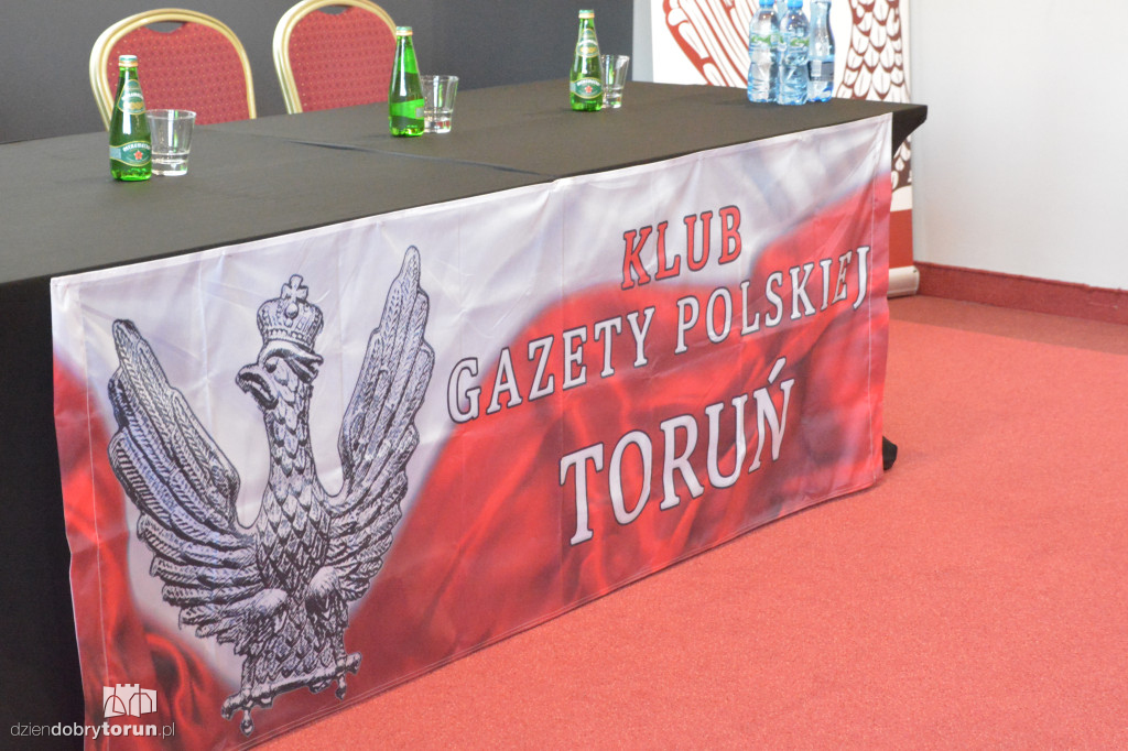 Krzysztof Szczucki na spotkaniu Klubu Gazety Polskiej