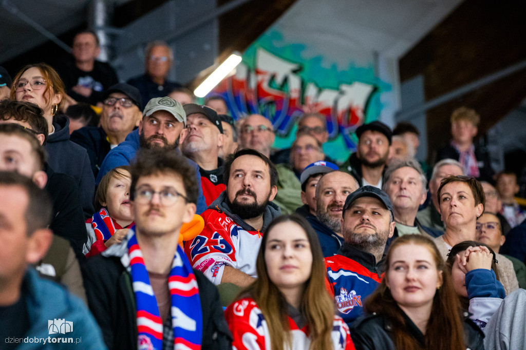 KH Energa Toruń 9 : 2 STS Sanok