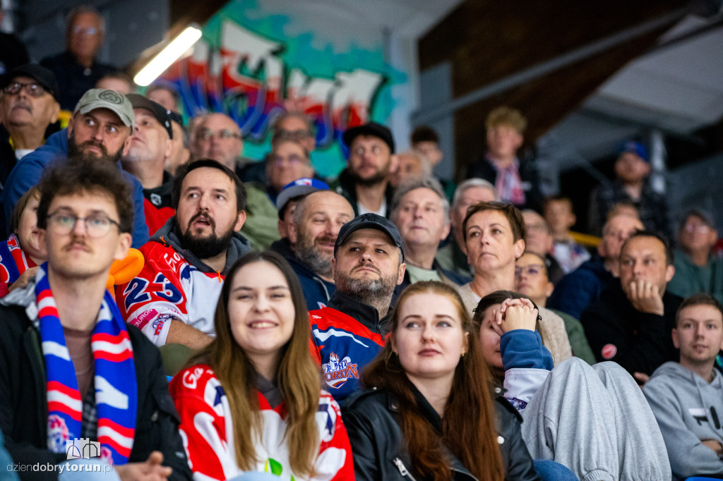 KH Energa Toruń 9 : 2 STS Sanok