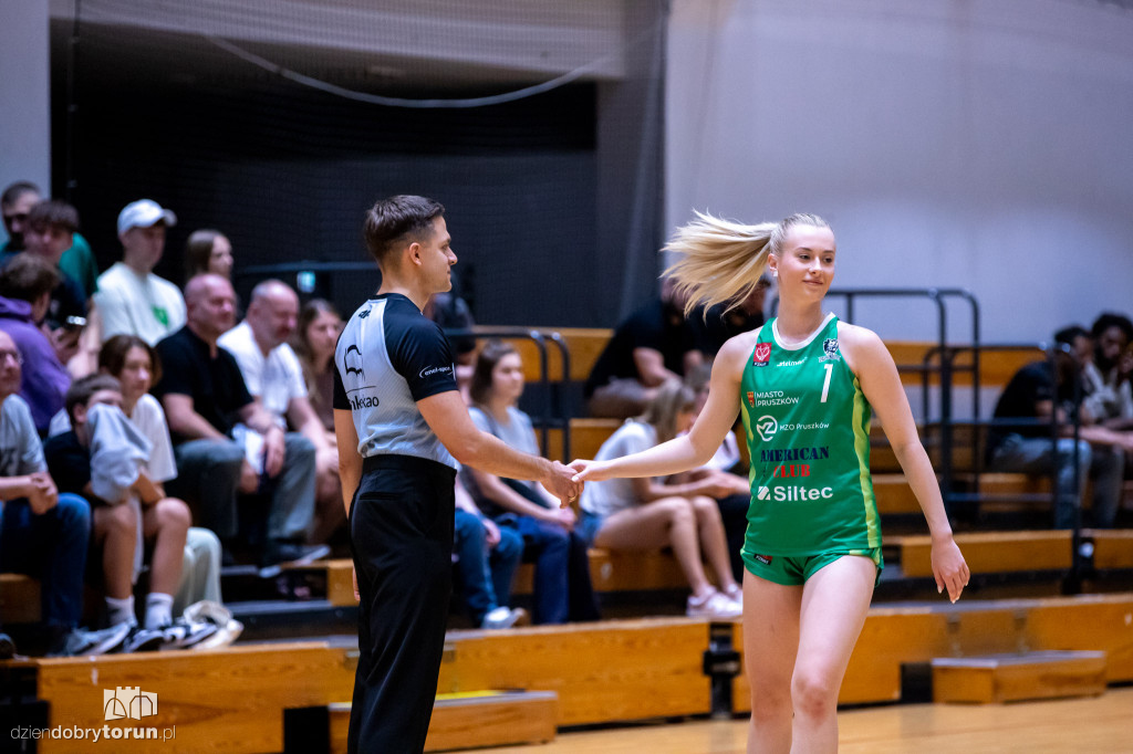 Energa Toruń 92 : 45 MKS Pruszków