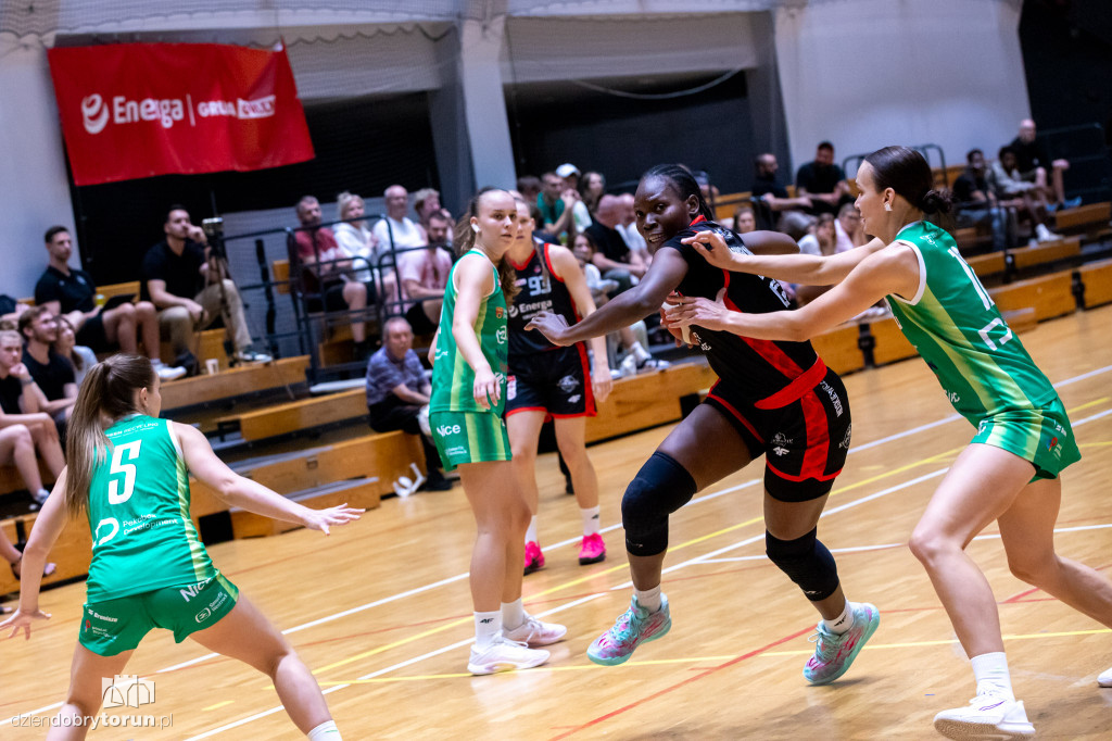 Energa Toruń 92 : 45 MKS Pruszków