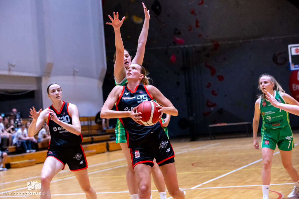 Energa Toruń 92 : 45 MKS Pruszków