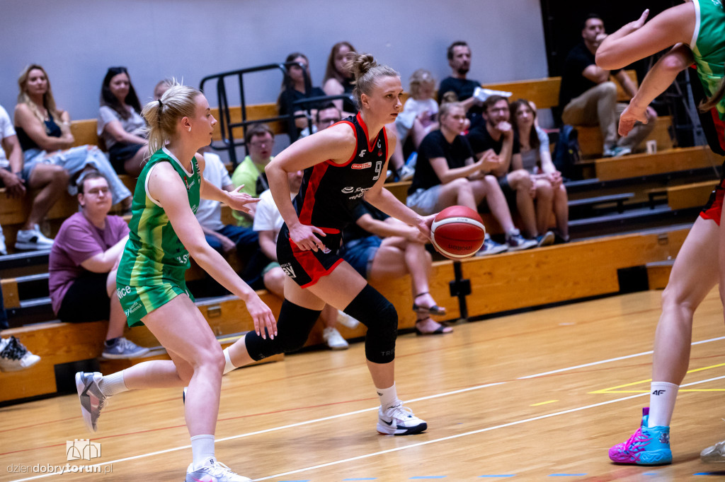 Energa Toruń 92 : 45 MKS Pruszków