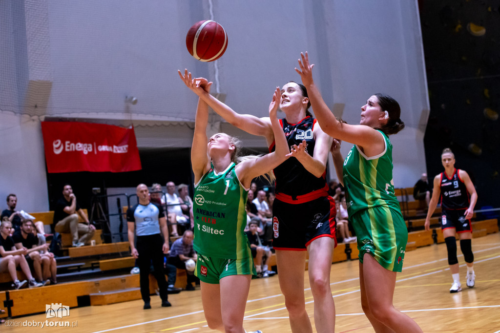Energa Toruń 92 : 45 MKS Pruszków