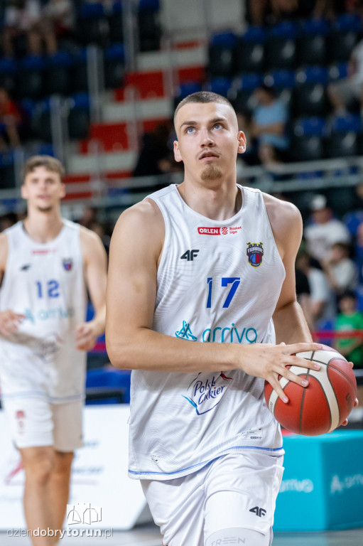 Nowy sezon w Twardych Piernikach