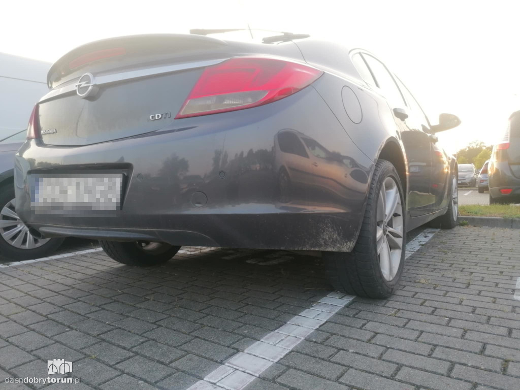 Tak kibice parkują przy Motoarenie