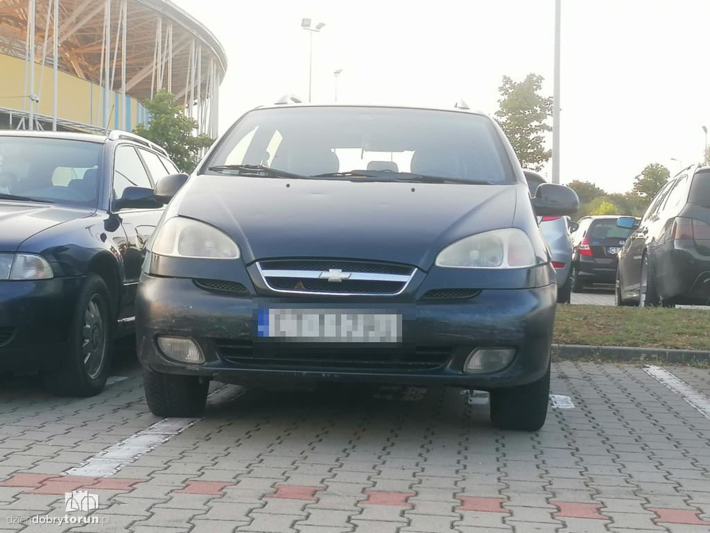 Tak kibice parkują przy Motoarenie
