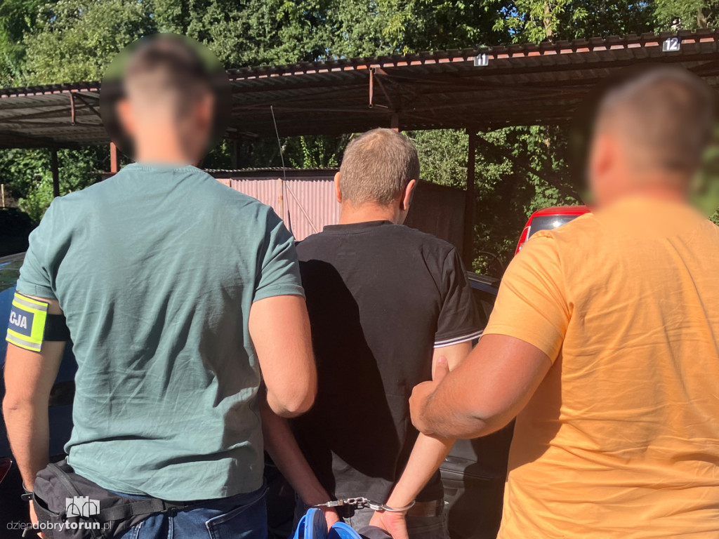 Zatrzymanie oszustów z Torunia i powiatu