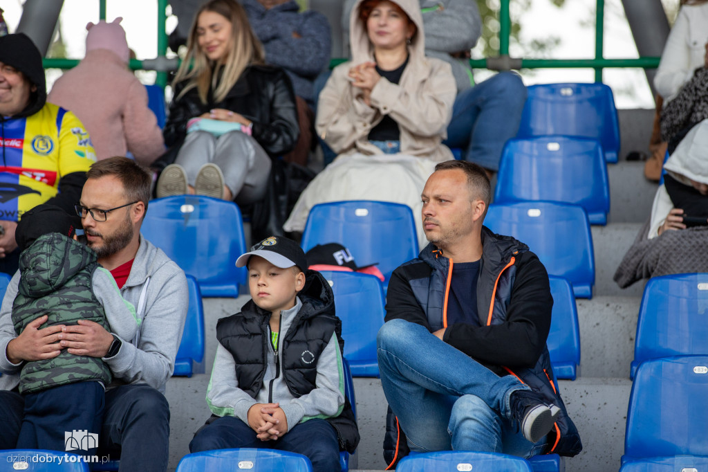 Elana Toruń 2 : 1 Wikęd Luzino