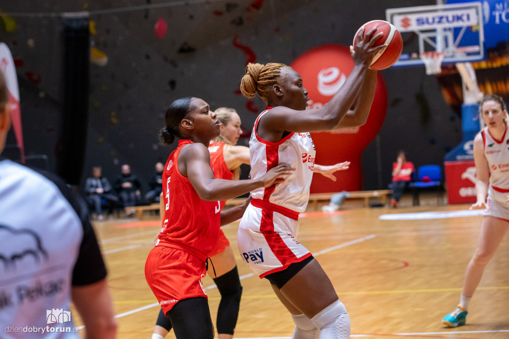 Energa Toruń 60 : 66 1KS Ślęza Wrocław