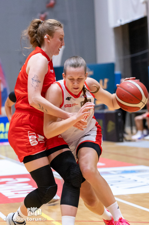 Energa Toruń 60 : 66 1KS Ślęza Wrocław