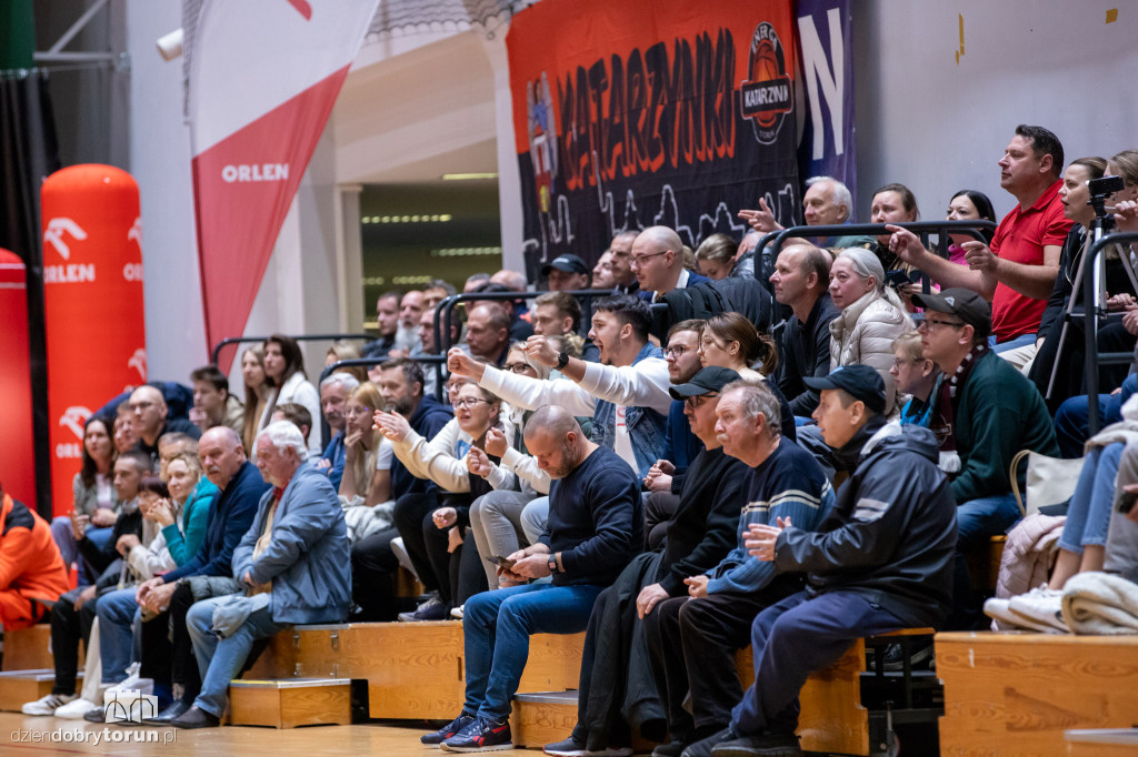 Energa Toruń 60 : 66 1KS Ślęza Wrocław
