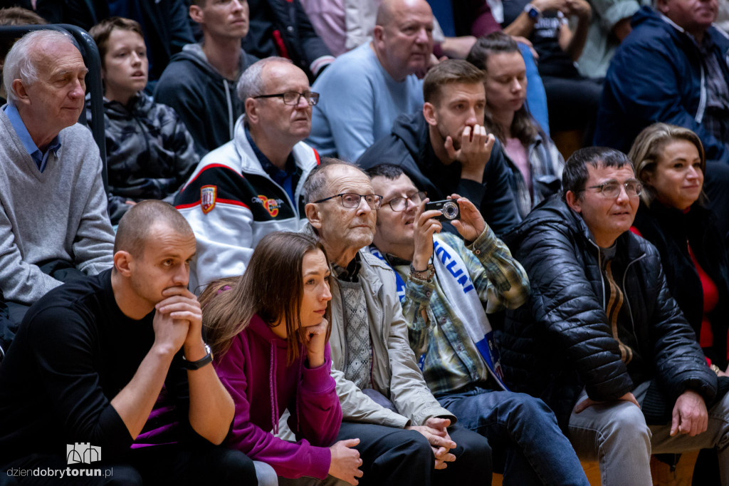 Energa Toruń 65 : 82 VBW Gdynia