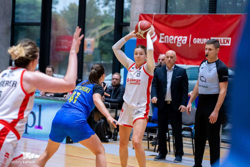 Energa Toruń 65 : 82 VBW Gdynia