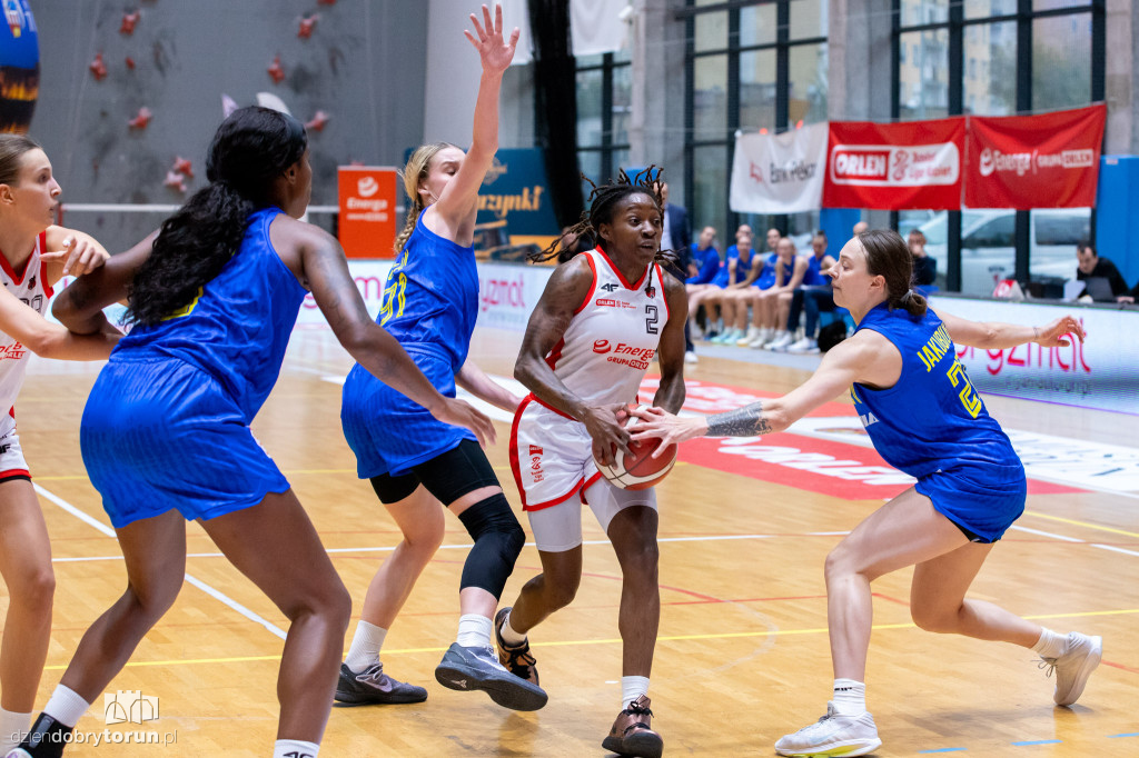 Energa Toruń 65 : 82 VBW Gdynia
