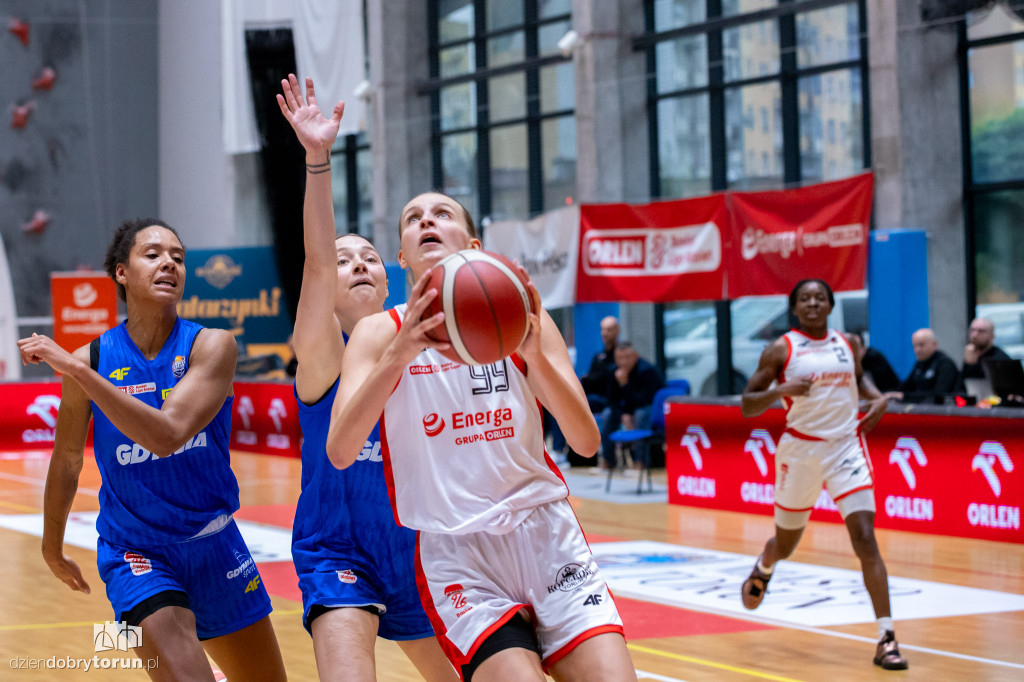 Energa Toruń 65 : 82 VBW Gdynia