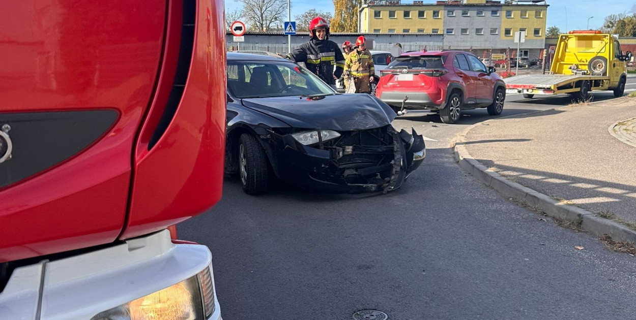 Kolizja na ul. Zaułek Dworcowy w Toruniu