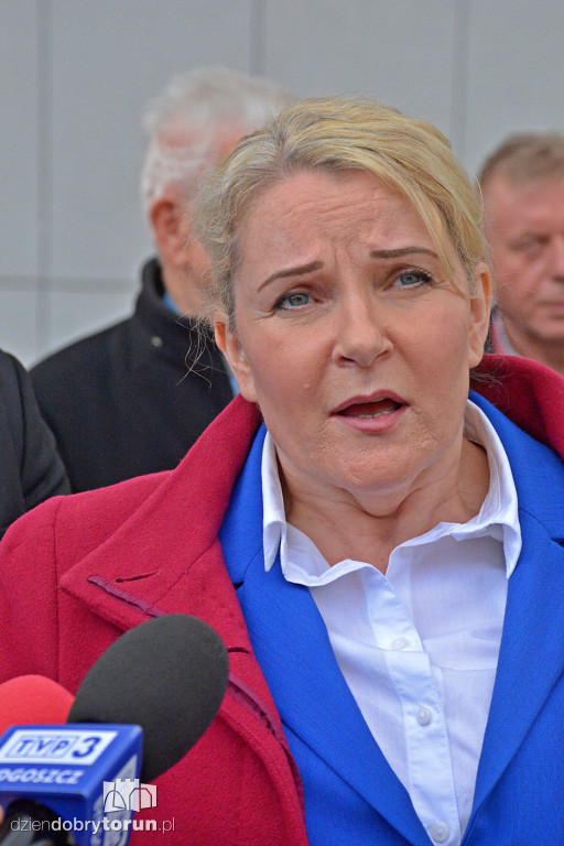 Konferencja przed Sądem Rejonowym w Toruniu