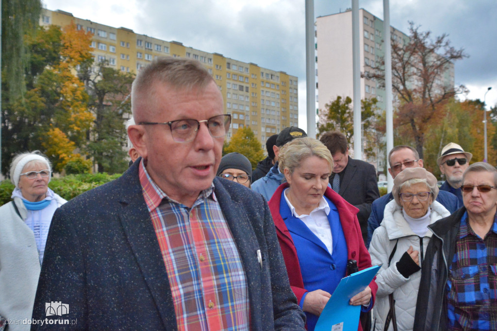 Konferencja przed Sądem Rejonowym w Toruniu