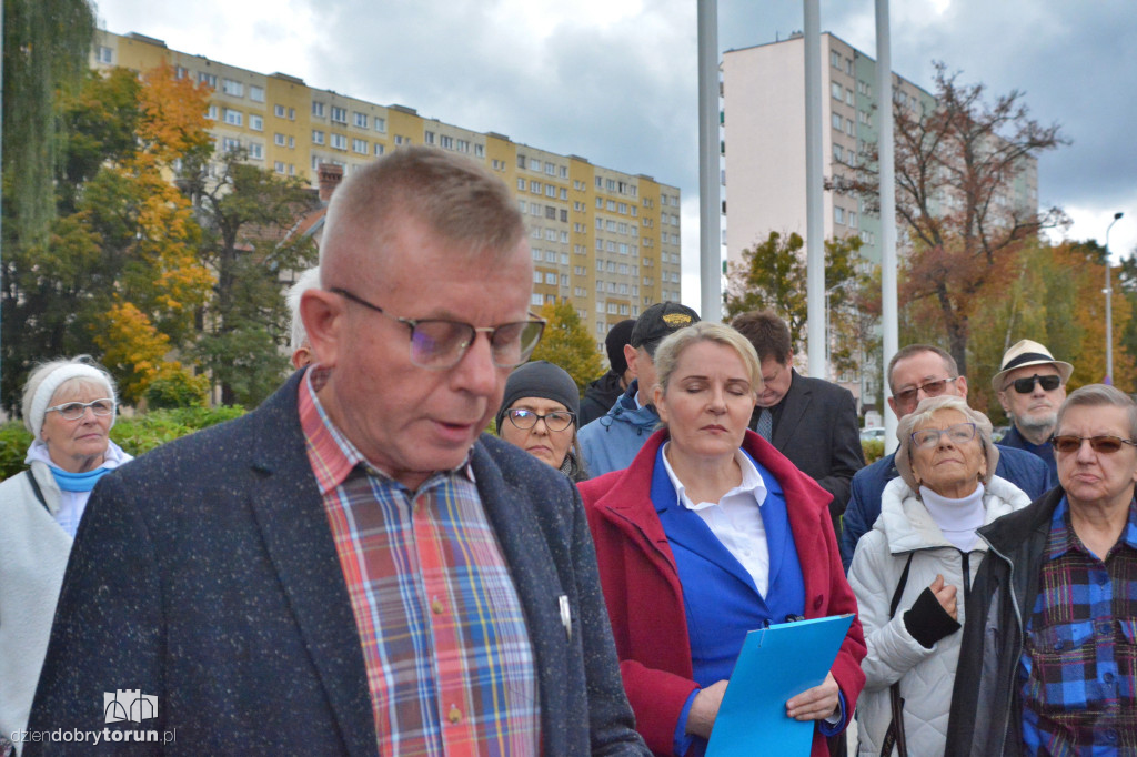 Konferencja przed Sądem Rejonowym w Toruniu