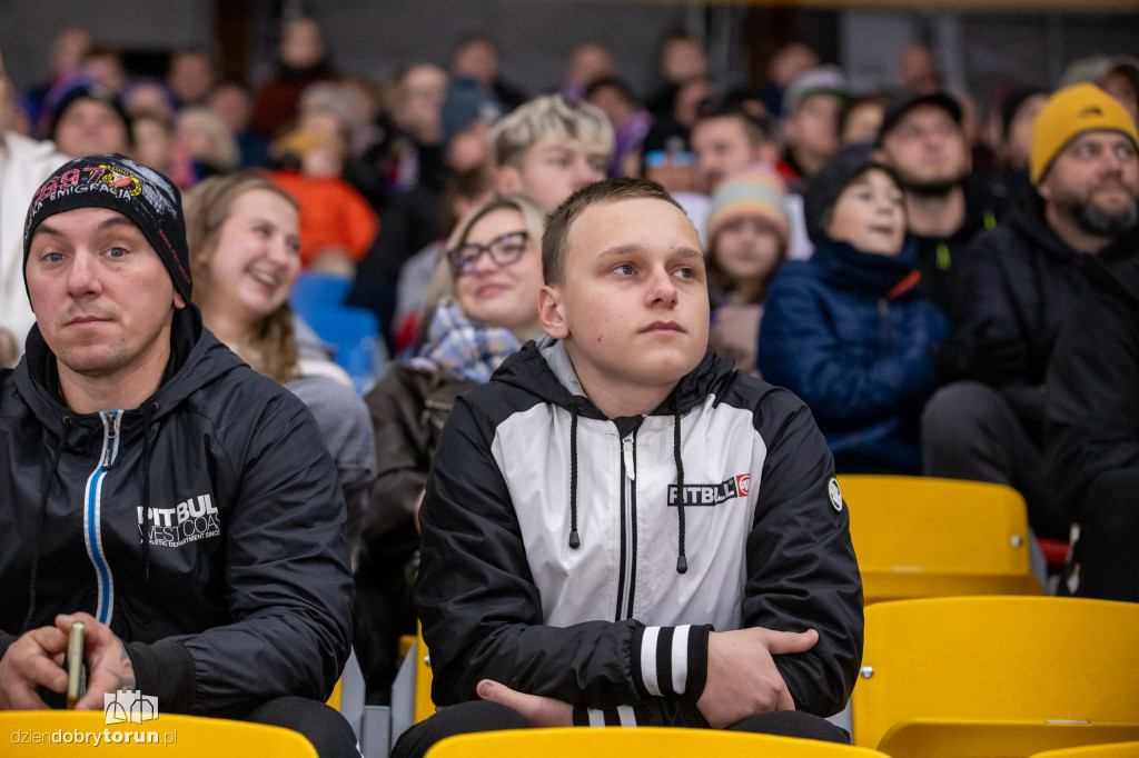 KH Energa Toruń 1 : 4 Polonia Bytom