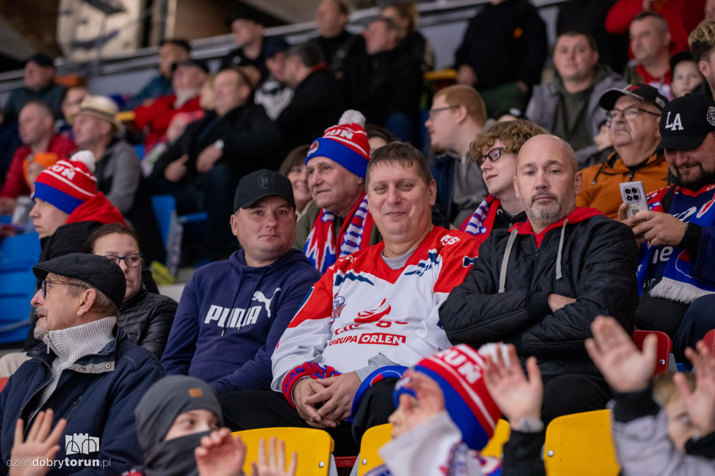 KH Energa Toruń 1 : 4 Polonia Bytom