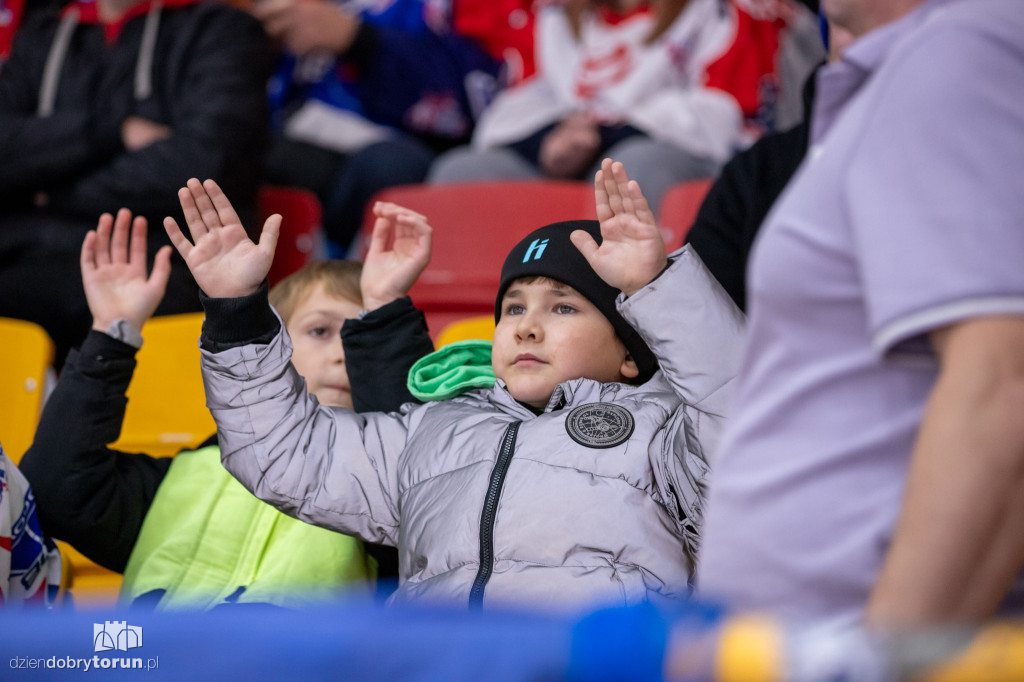 KH Energa Toruń 1 : 4 Polonia Bytom