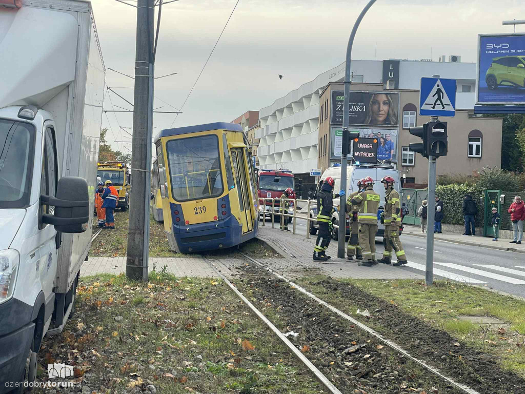 Wykolejenie tramwaju na Lubickiej