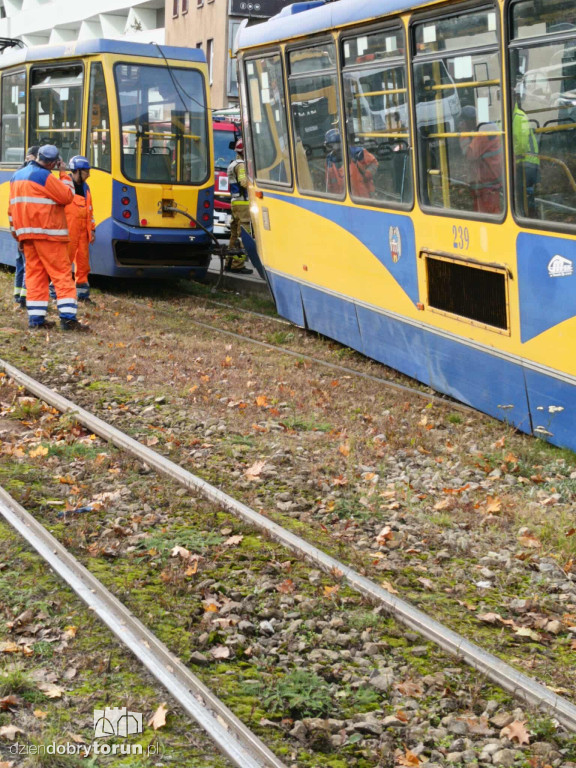 Wykolejenie tramwaju na Lubickiej