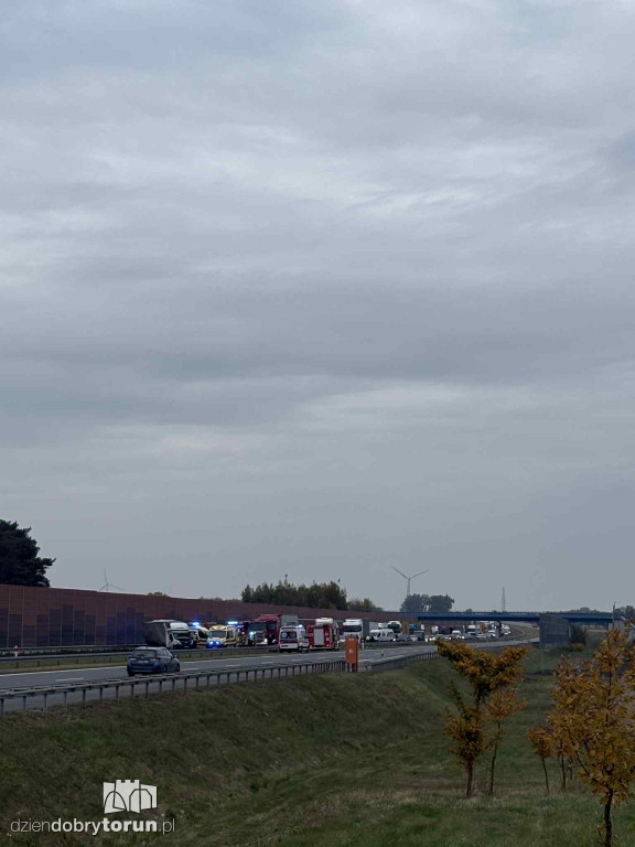 Wypadek na A1 pod Ciechocinkiem