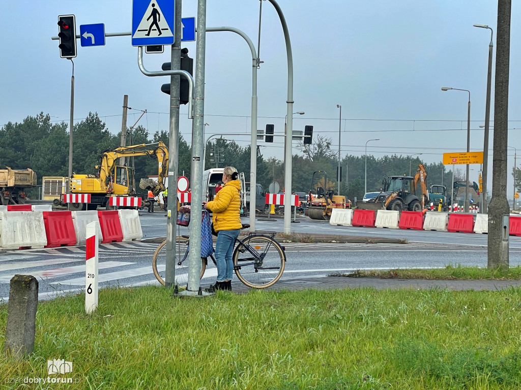 Prace na przejeździe kolejowym na DK91