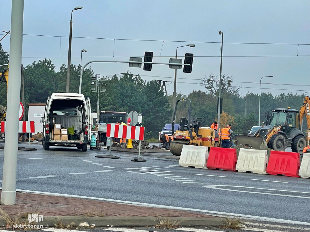 Prace na przejeździe kolejowym na DK91