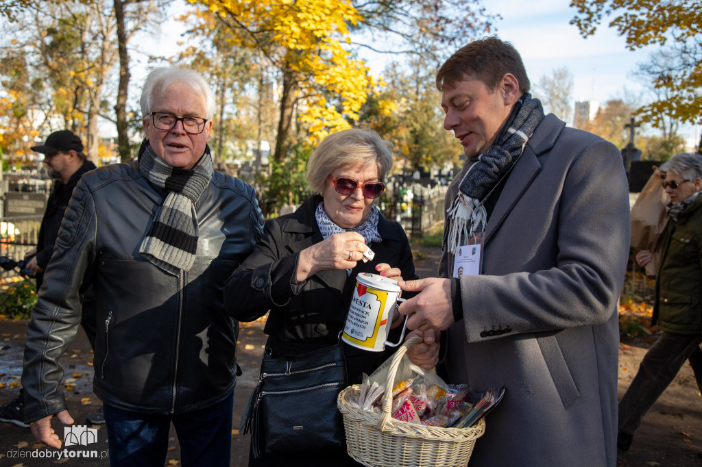 Kwesta na cmentarzu  Ś. Jerzego