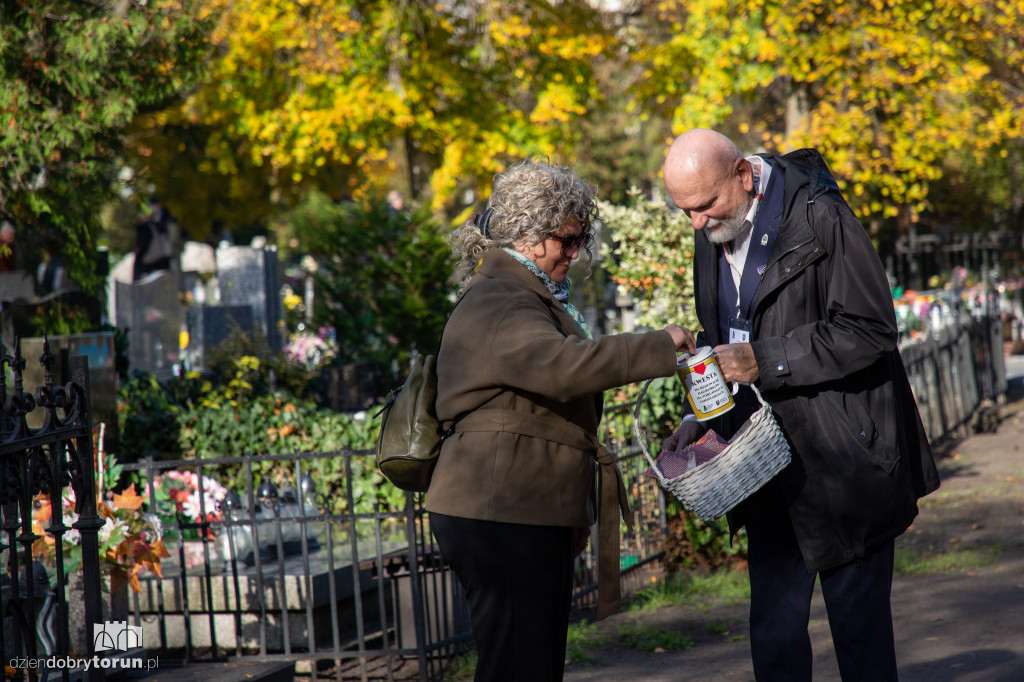Kwesta na cmentarzu  Ś. Jerzego