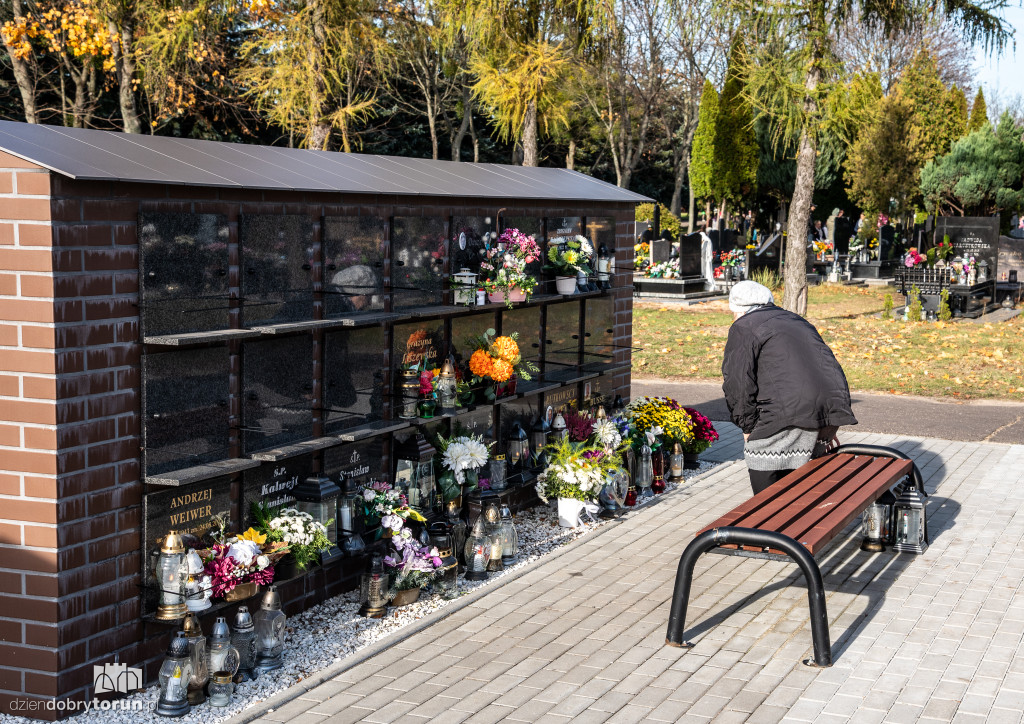 1 listopada na Centralnym Cmentarzu Komunalnym