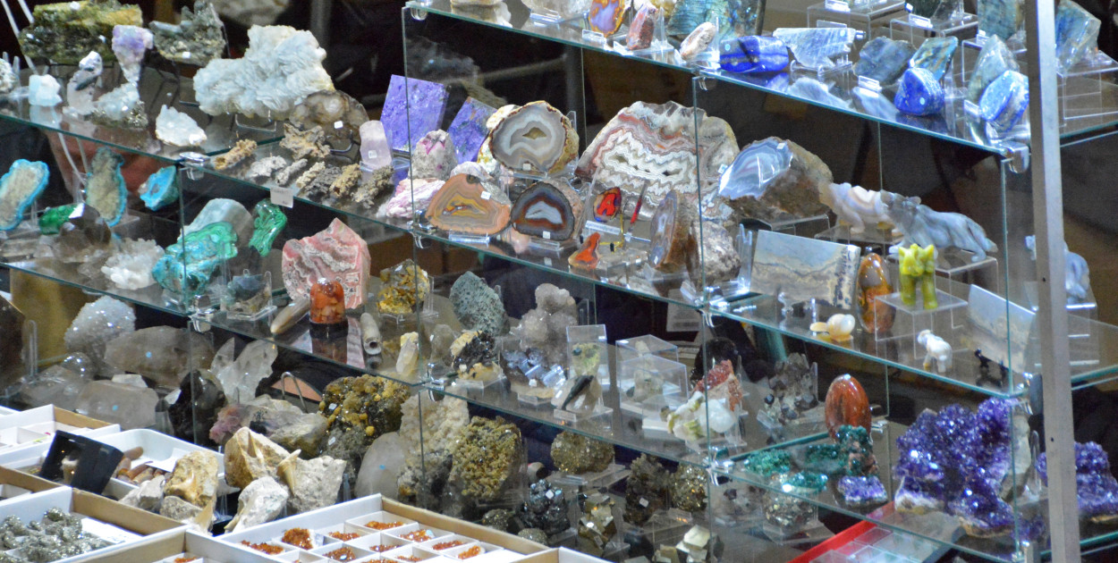 Giełda Biżuterii i Minerałów w Toruniu