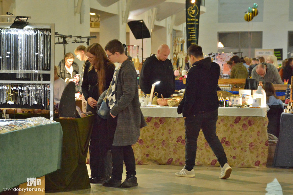 Giełda Biżuterii i Minerałów w Toruniu