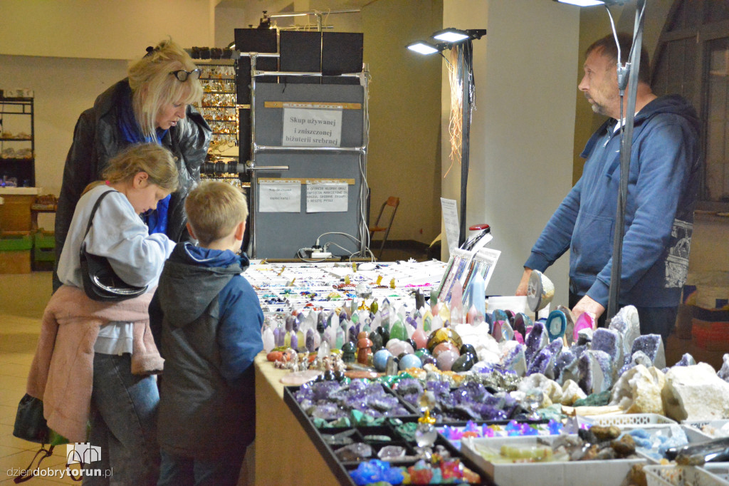 Giełda Biżuterii i Minerałów w Toruniu