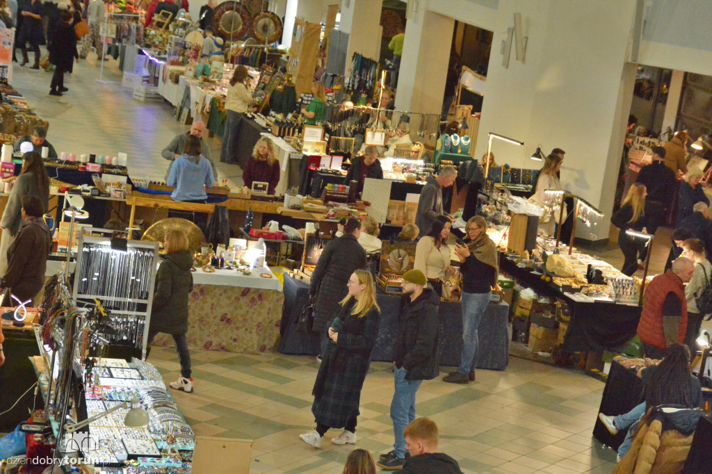 Giełda Biżuterii i Minerałów w Toruniu