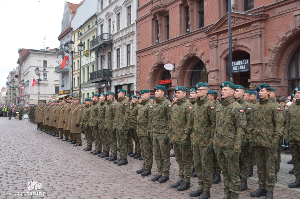 Uroczystości wojskowe na 11 listopada